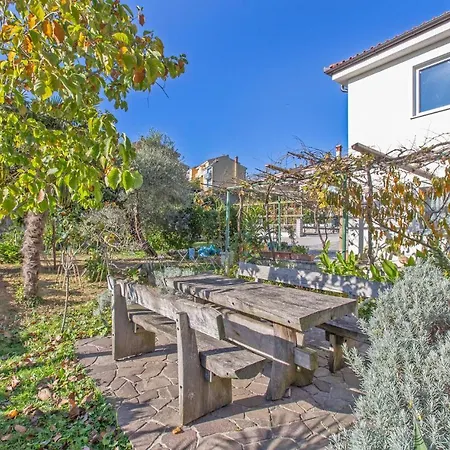 Beautiful Apartment In Lucija With Wifi Lucija