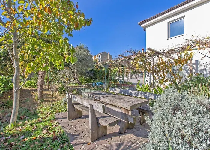 2 Bedroom Awesome In Lucija